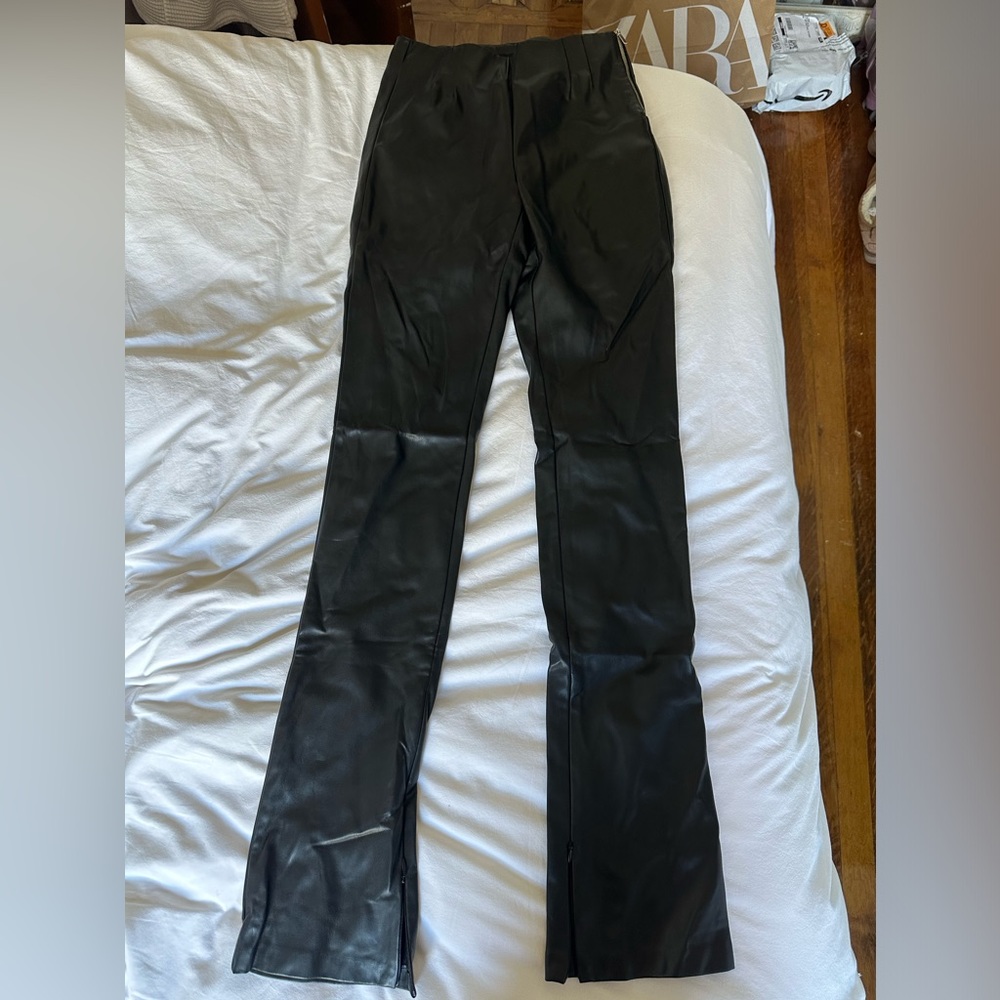 Zara leather pants Sz medium